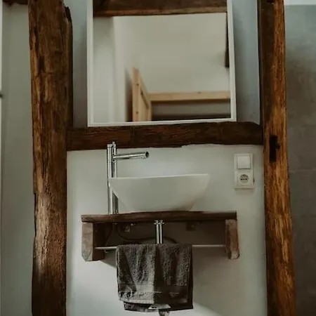 Dom wakacyjny Modernisiertes Fachwerkhaus In Bei Bonn *