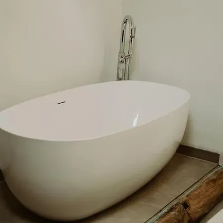 Modernisiertes Fachwerkhaus In Bei Bonn *